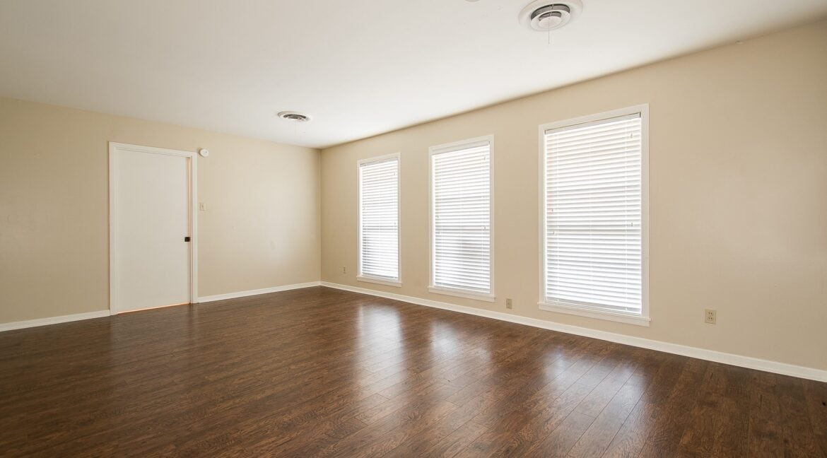 03-Living-Room-4868-scaled
