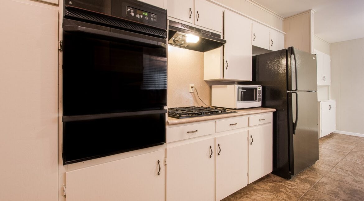 05-Kitchen-4809-scaled