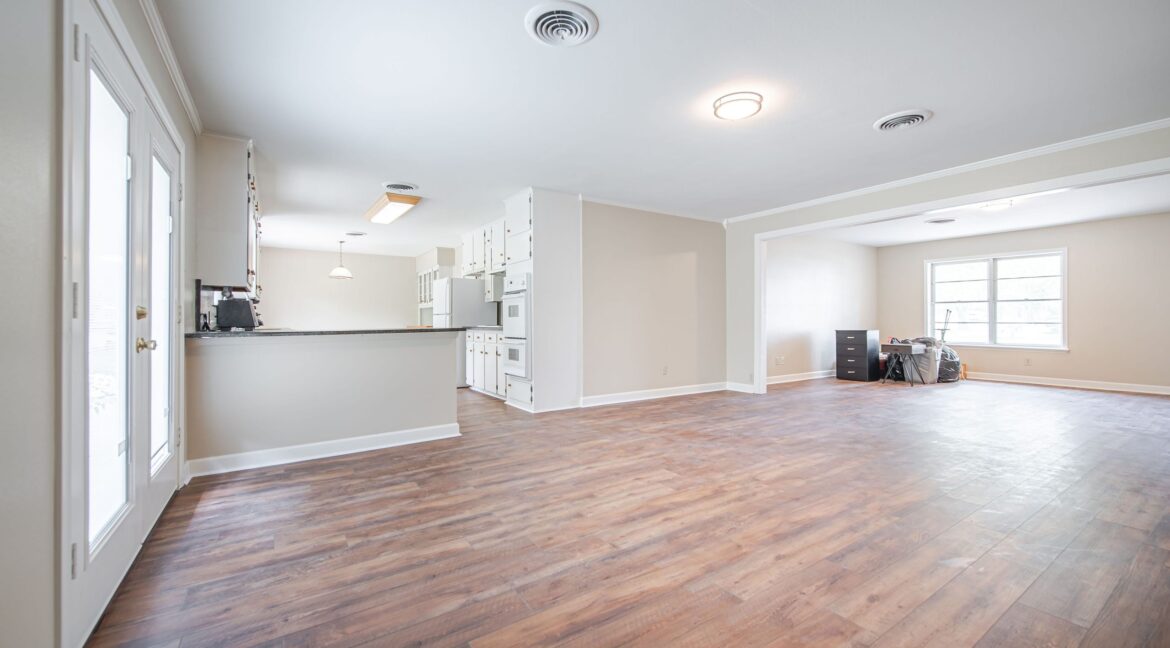 03-GreatRoom-6-scaled
