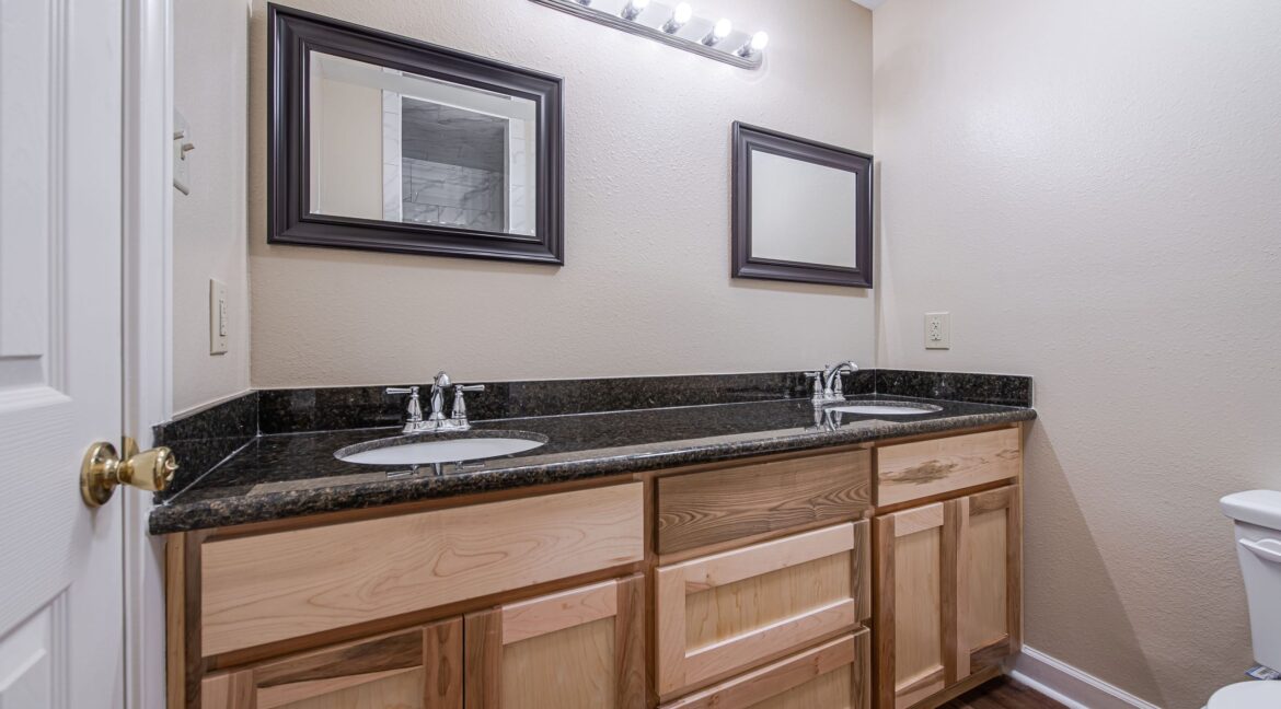 10-ExtraBathroom-3-scaled
