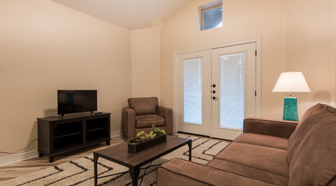01-Living-Room-2379-1280x853