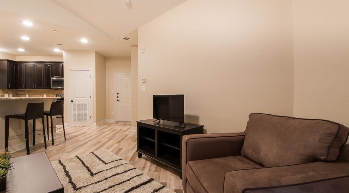 01-Living-Room-2390-1280x853