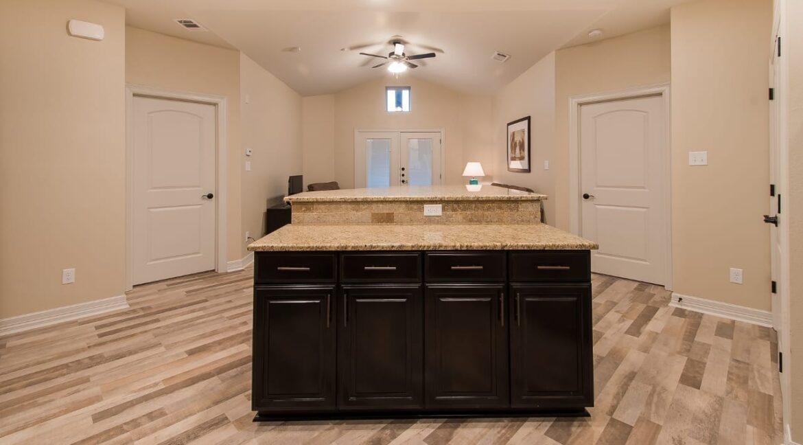 02-Kitchen-2400-1280x720