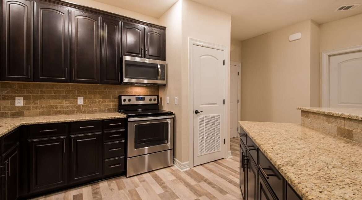 02-Kitchen-2402-1280x853