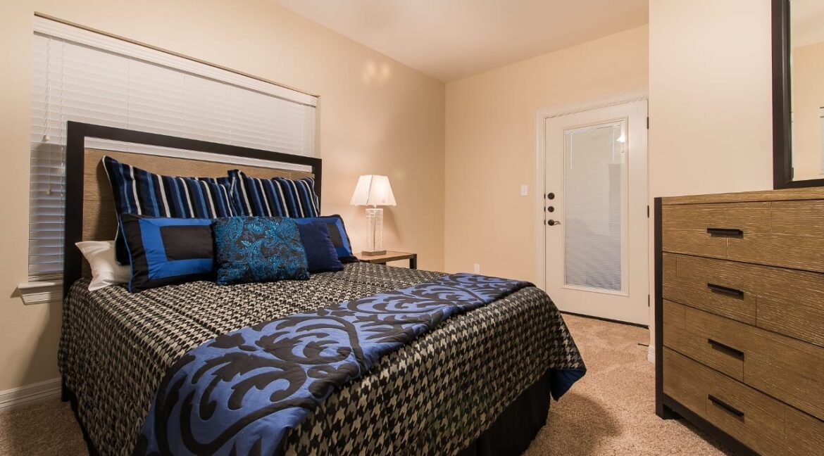 04-Bedroom-2-2432-1280x853