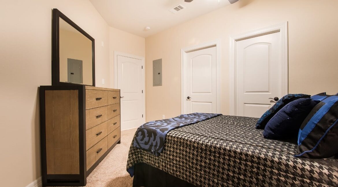 04-Bedroom-2-2435-1280x853