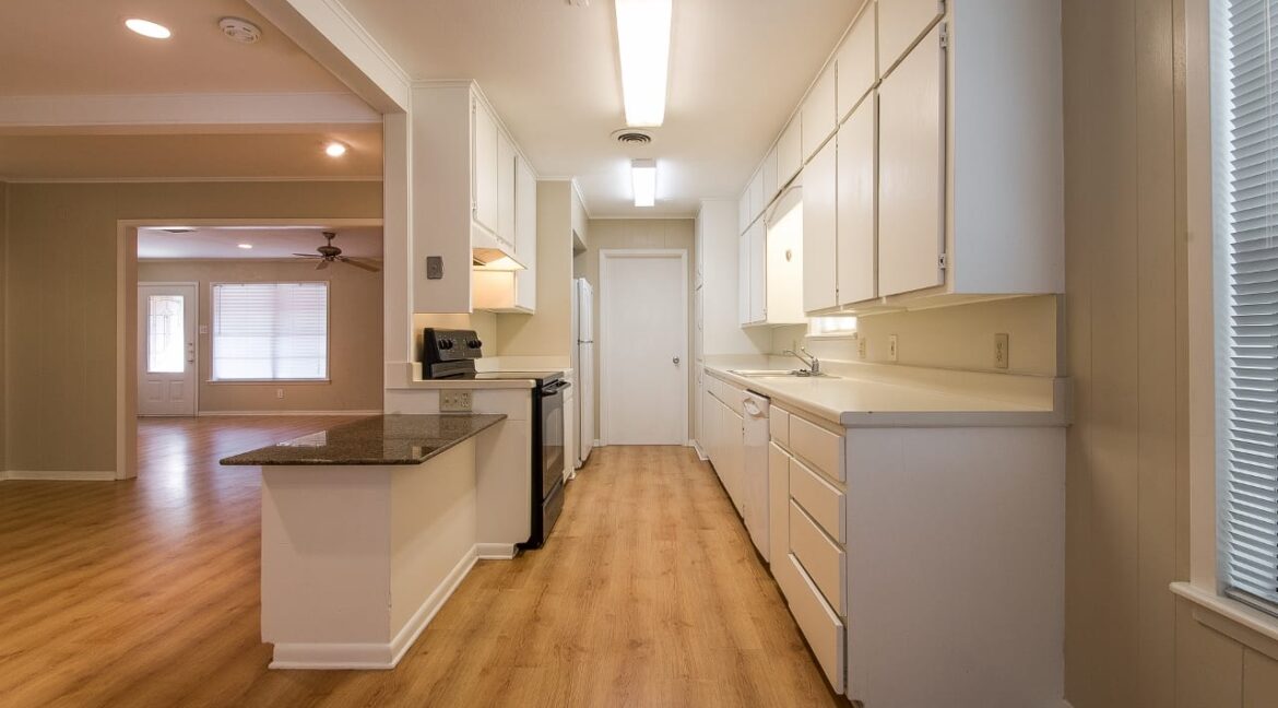 04-Kitchen-5411-1280x853-1