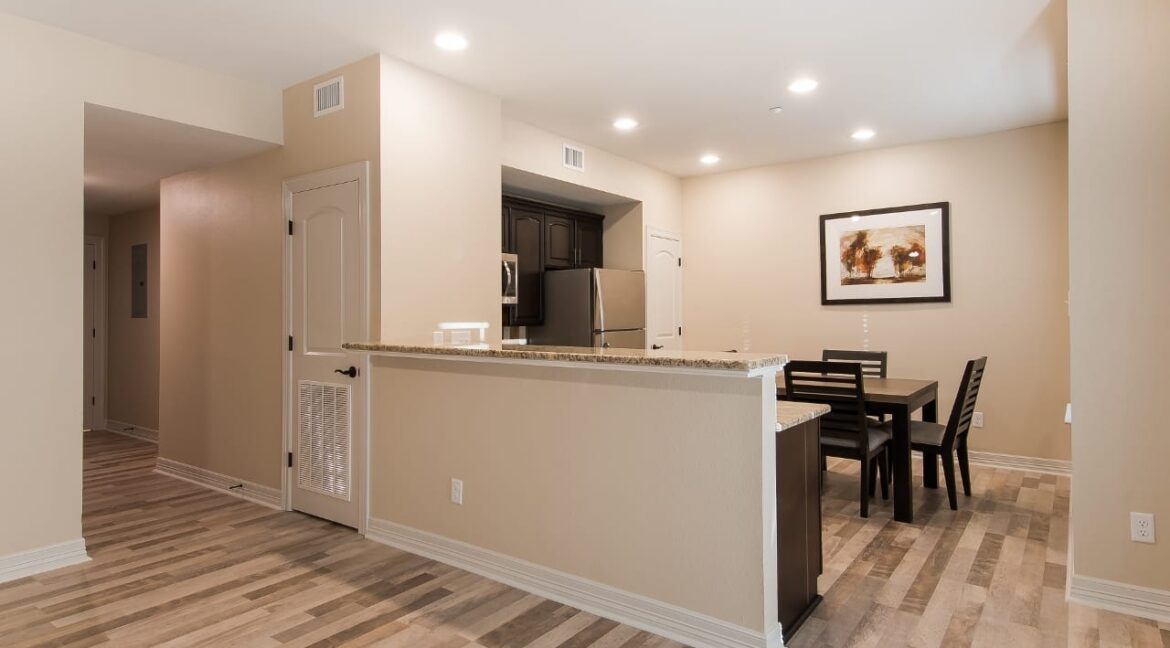 02-Kitchen-and-Nook-2341-1280x853