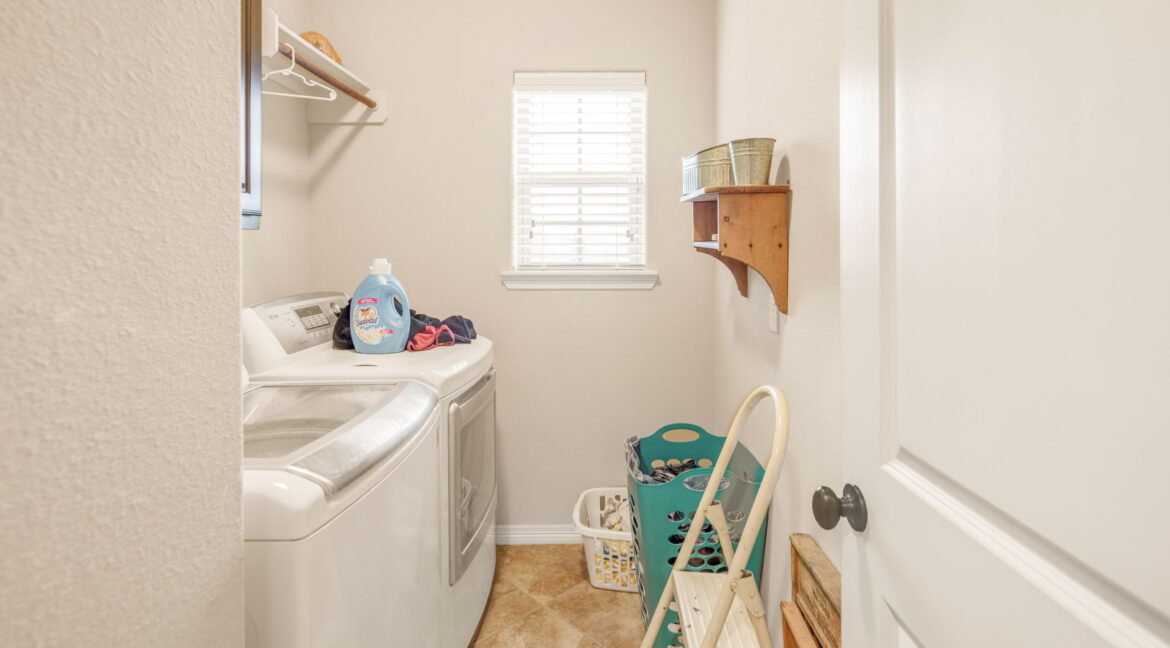22-web-or-mls-Crecent Ridge_13