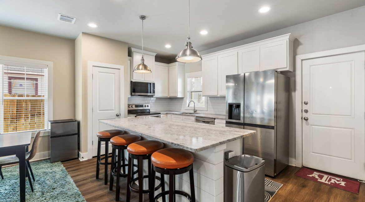 6 Kitchen