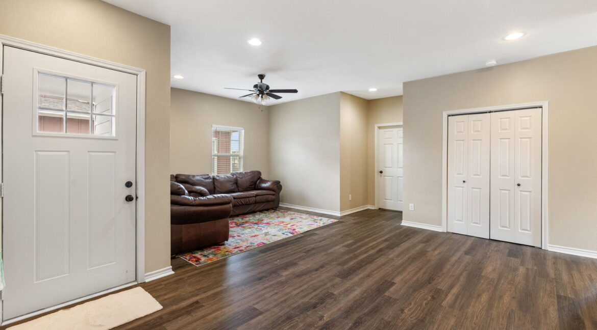 upstairs common